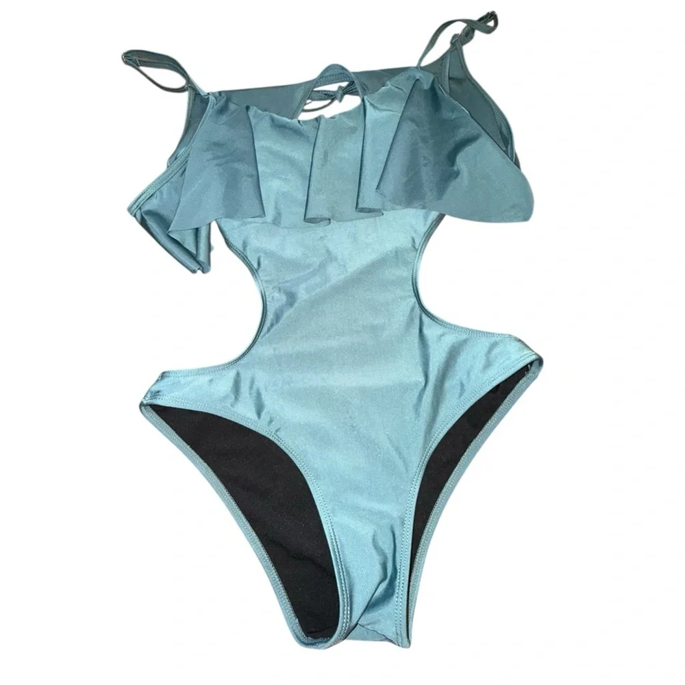 Stylish Blue Ruffle Swimsuit - Picture 2 of 6